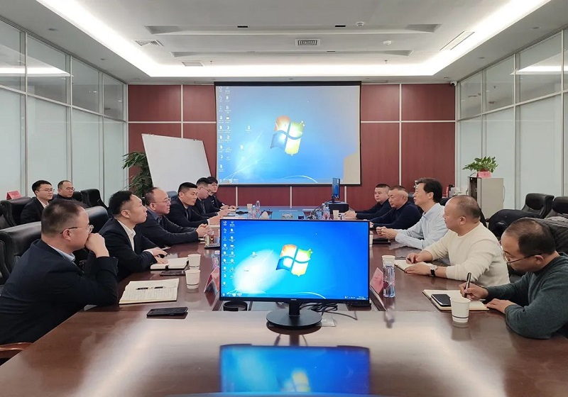 KмF꠵ӱʢFMСՄ